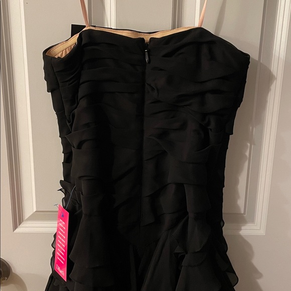 Muse by Marchesa Stunning Black Strapless Dress - Picture 9 of 10